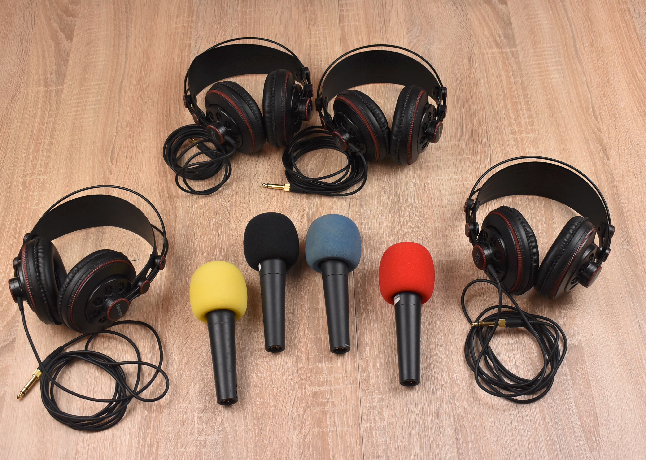 Microphones et casques studio radio